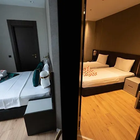 Ξενοδοχείο Costera 4*