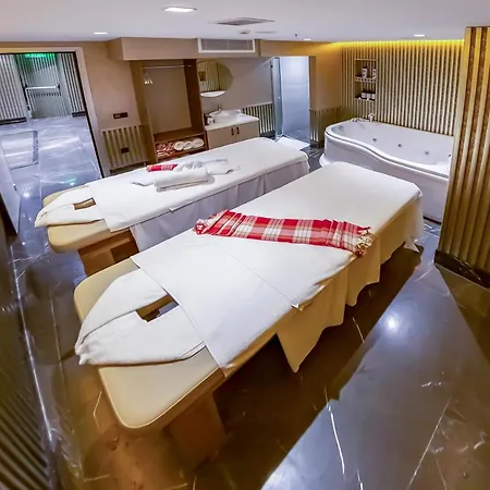 Ξενοδοχείο Costera 4*