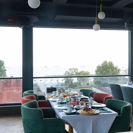 Costera Estambul